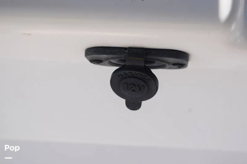 Slide: The Image of 12 V DC Outlets - 11626366