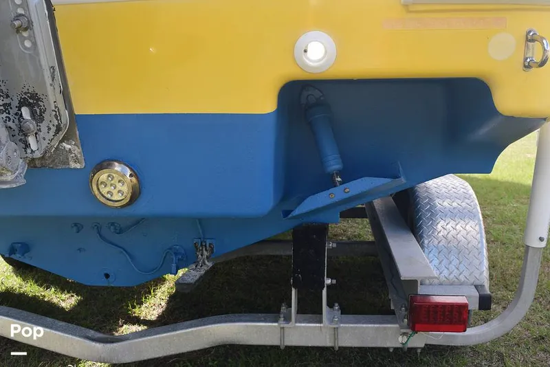 Slide: The Image of Donzi 23ZF 2000 - 11708046