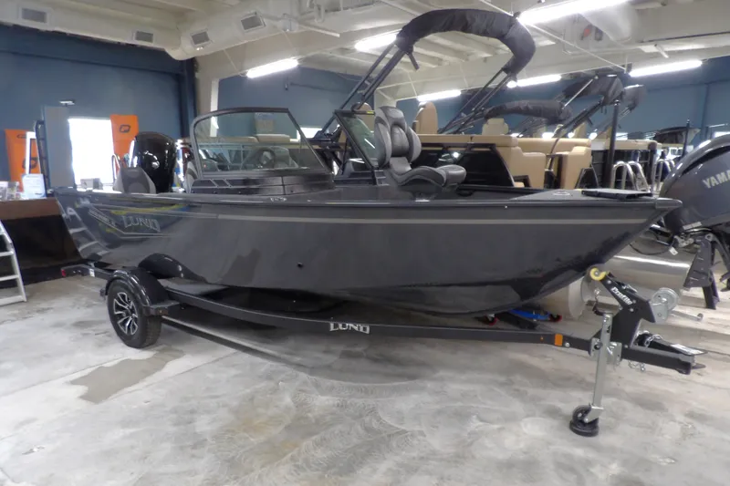 The Image of Lund 1650 Rebel XL Sport 2027 - 0