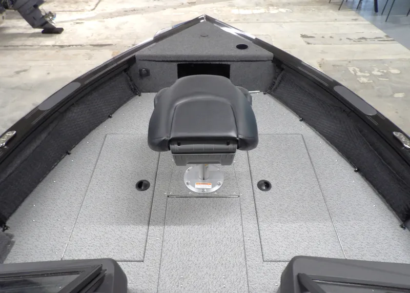 Slide: The Image of Crestliner 1850 Hawk 2027 - 6