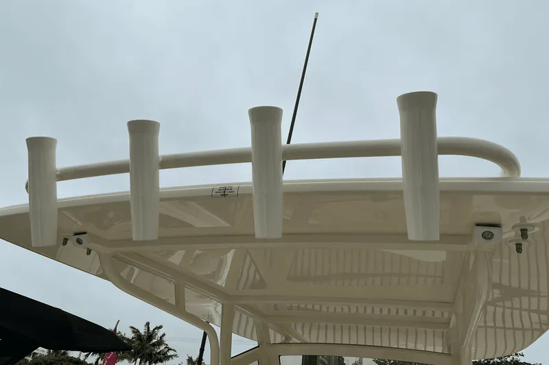 Slide: The Image of Scout 240 XSF 2025 - 20