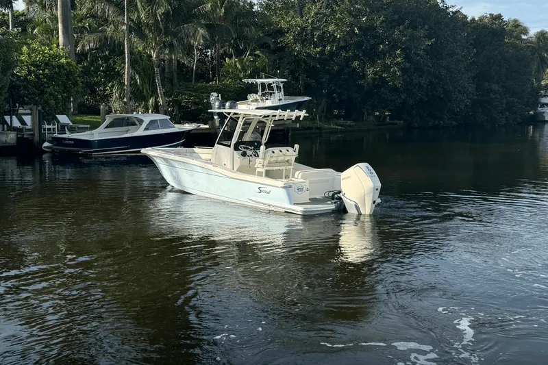 Slide: The Image of Scout 240 XSF 2025 - 4