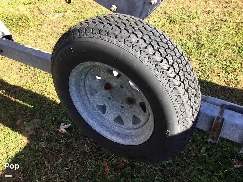 Slide: The Image of Crestliner TOURNAMENT TS 202 2002 - 11507329