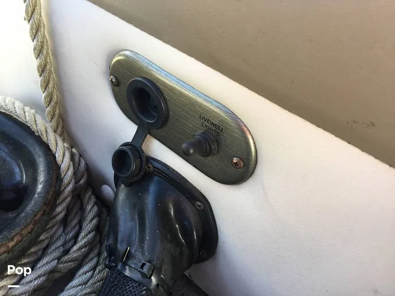 Slide: The Image of Crestliner TOURNAMENT TS 202 2002 - 11507335