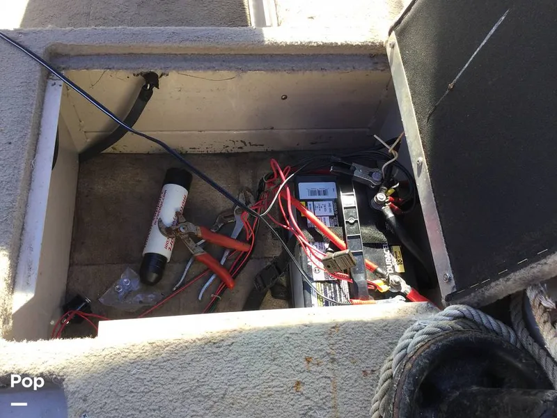 Slide: The Image of Crestliner TOURNAMENT TS 202 2002 - 11507336