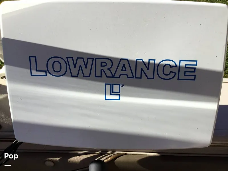 Slide: The Image of Crestliner TOURNAMENT TS 202 2002 - 11507361