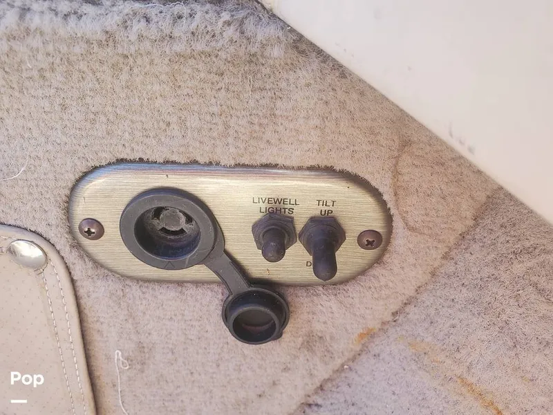 Slide: The Image of Crestliner TOURNAMENT TS 202 2002 - 11507198