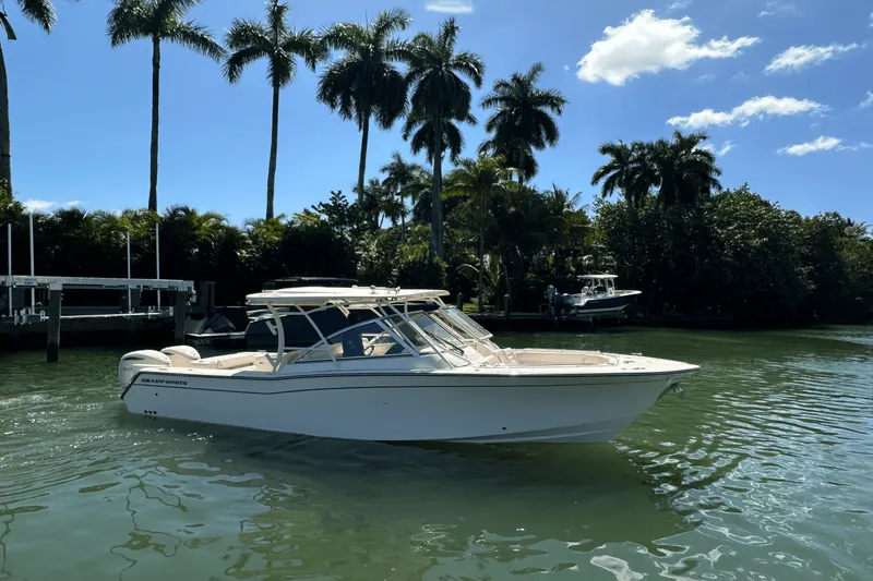 Slide: The Image of Grady-White Freedom 307 2025 - 8