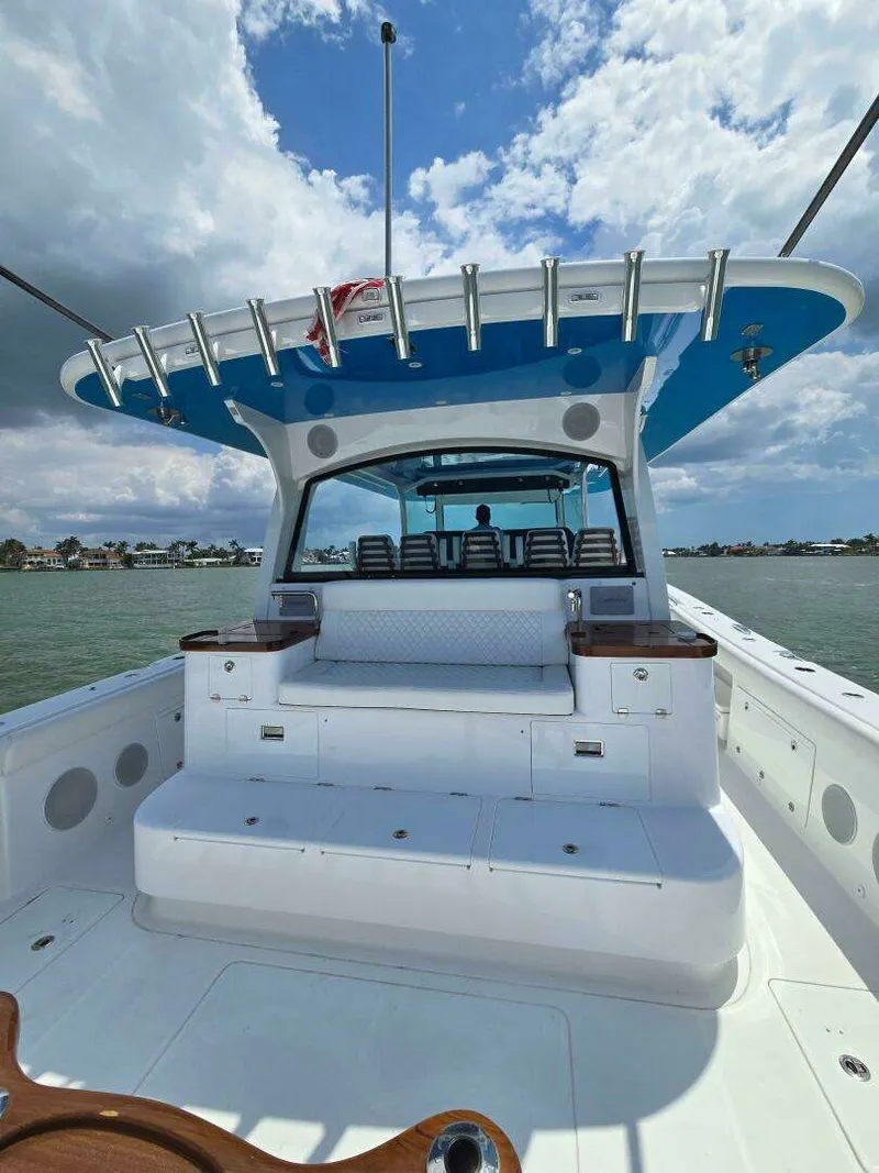 Slide: The Image of Model 65 Estrella Category Center Consoles 2024 - 16