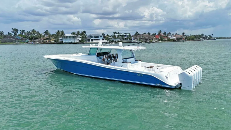 Slide: The Image of Model 65 Estrella Category Center Consoles 2024 - 33