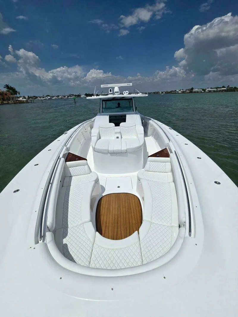 Slide: The Image of Model 65 Estrella Category Center Consoles 2024 - 37