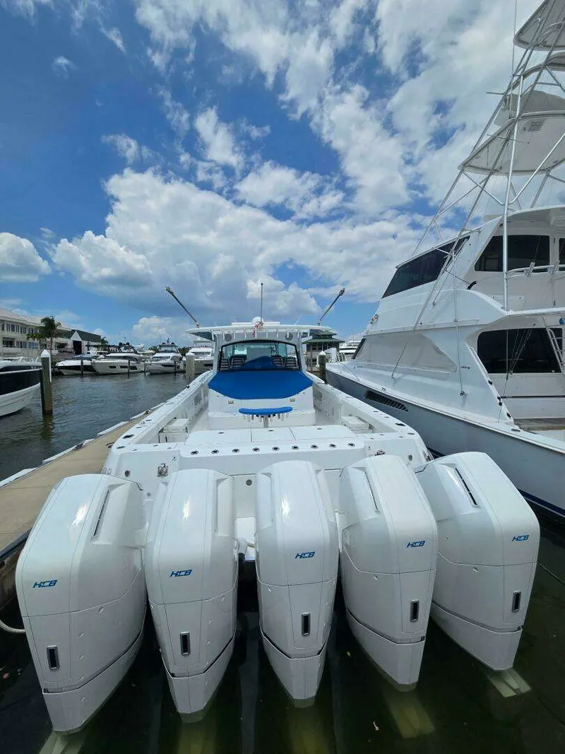 Slide: The Image of Model 65 Estrella Category Center Consoles 2024 - 38