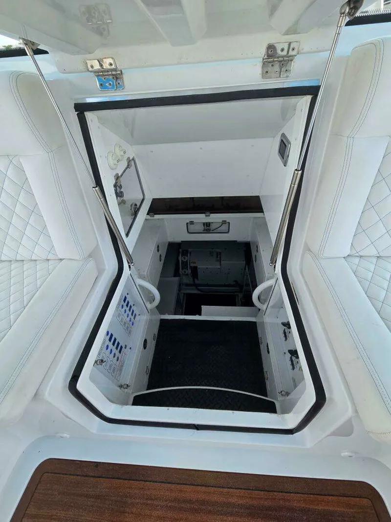 Slide: The Image of Model 65 Estrella Category Center Consoles 2024 - 43