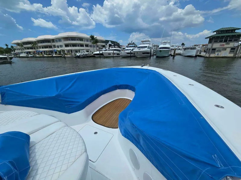 Slide: The Image of Model 65 Estrella Category Center Consoles 2024 - 44