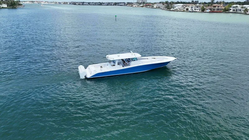 Slide: The Image of Model 65 Estrella Category Center Consoles 2024 - 7