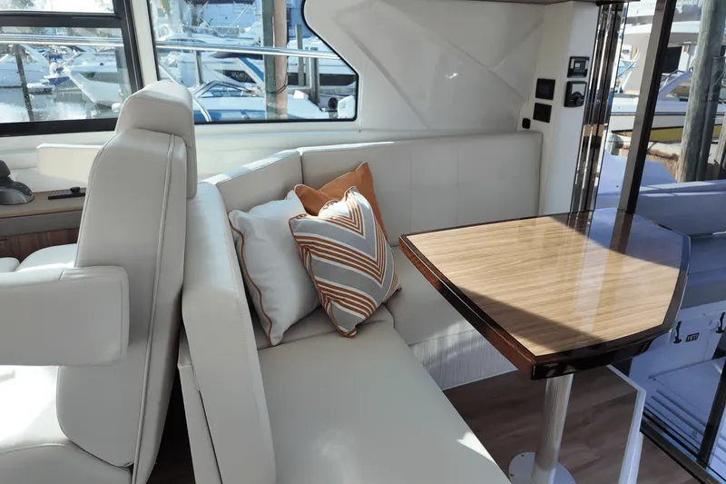 Slide: The Image of Cruisers Yachts 42 Cantius 2025 - 12