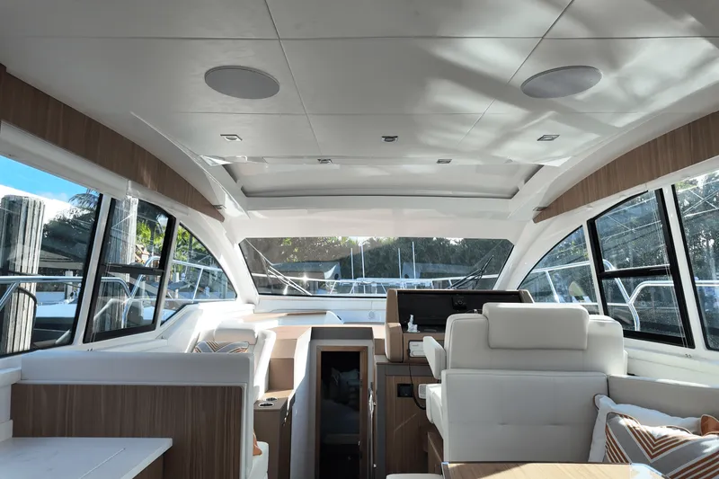 Slide: The Image of Cruisers Yachts 42 Cantius 2025 - 14