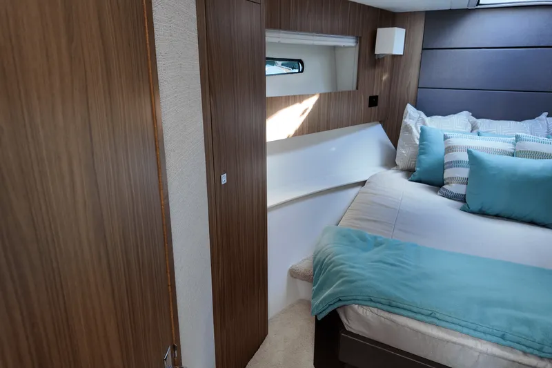 Slide: The Image of Cruisers Yachts 42 Cantius 2025 - 25