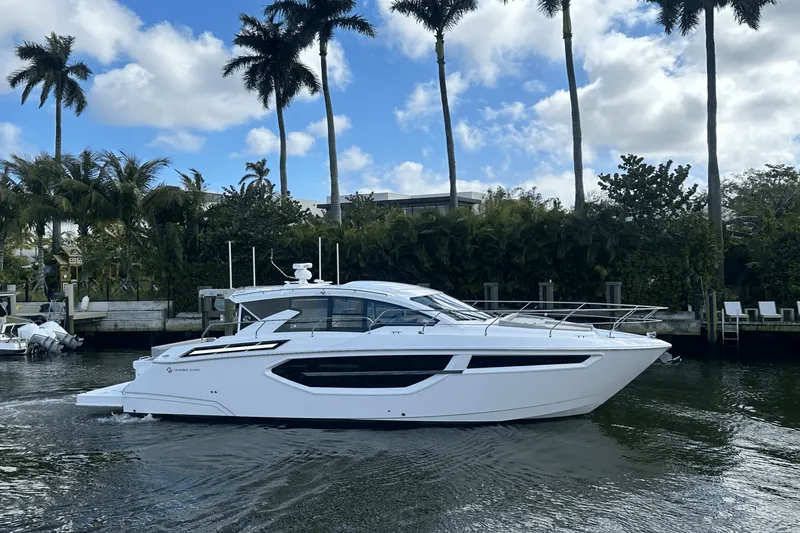 Slide: The Image of Cruisers Yachts 42 Cantius 2025 - 6