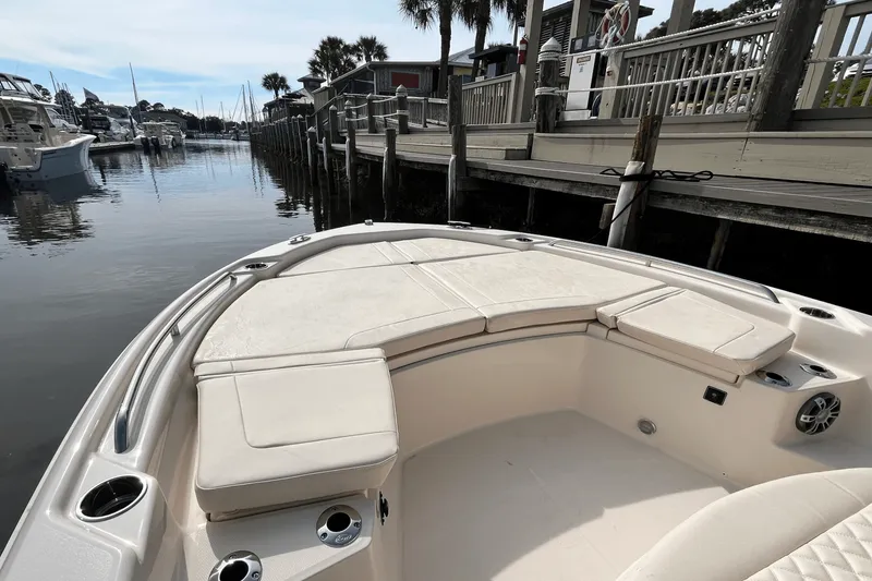 Slide: The Image of Grady-White 231 CE 2025 - 13