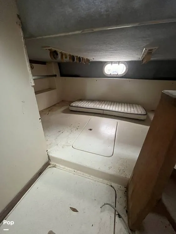 Slide: The Image of Mako 295 FD Cabin 1994 - 15899313