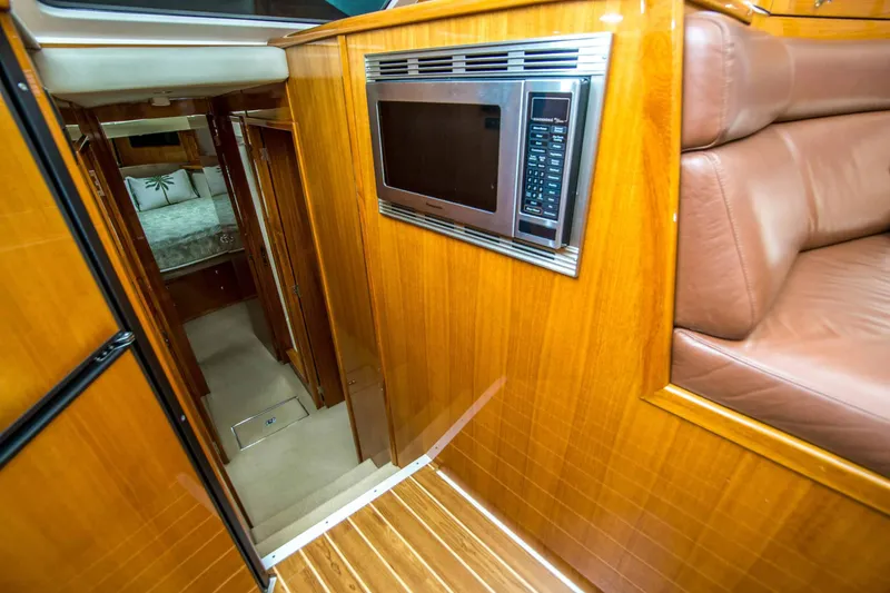 Slide: The Image of Riviera 47 Open Flybridge Series II 2005 - 32
