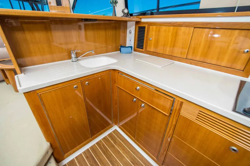 Slide: The Image of Riviera 47 Open Flybridge Series II 2005 - 30