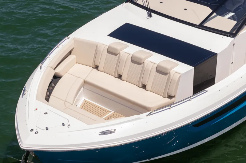 Slide: The Image of Cruisers Yachts 50 GLS Outboard 2025 - 22