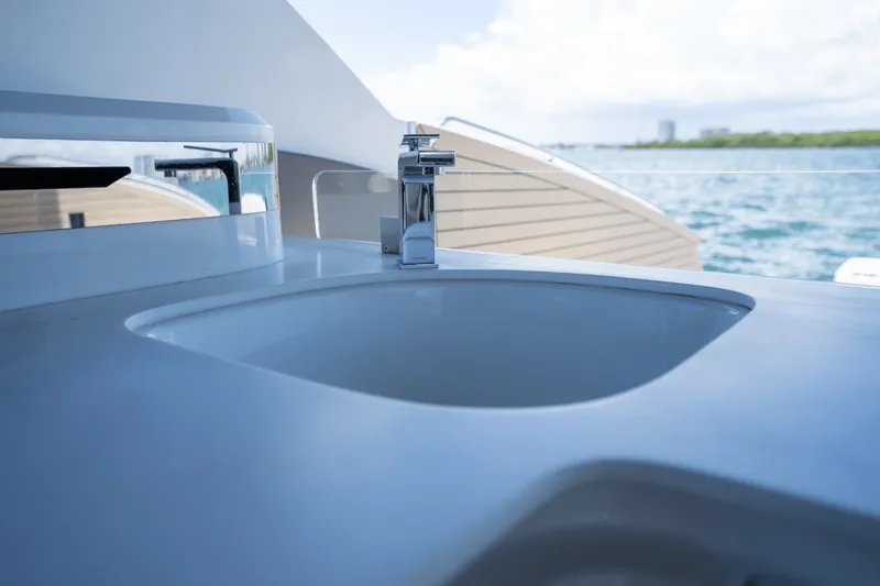 Slide: The Image of Cruisers Yachts 50 GLS Outboard 2025 - 39