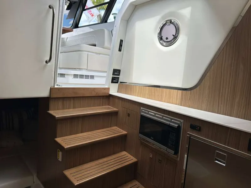 Slide: The Image of Cruisers Yachts 50 GLS Outboard 2025 - 46