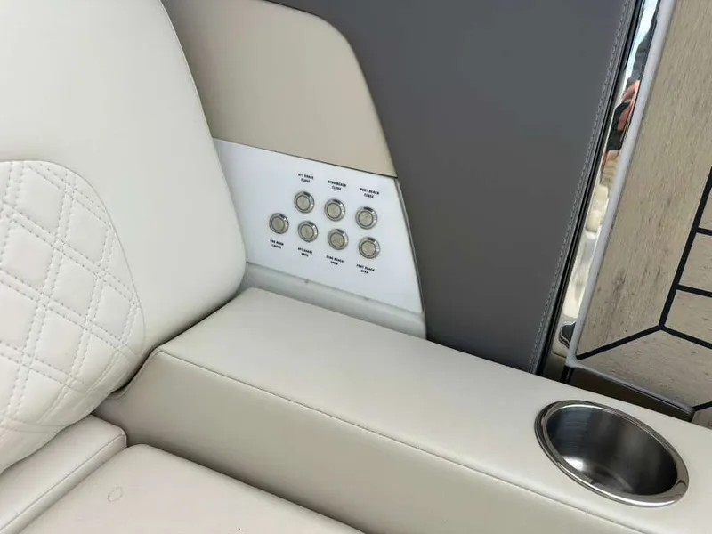 Slide: The Image of Cruisers Yachts 50 GLS Outboard 2025 - 63