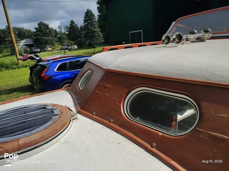 Slide: The Image of Chris-Craft 24 Express Cruiser 1953 - 16689662
