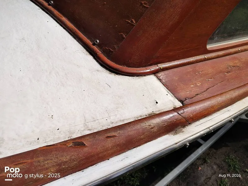 Slide: The Image of Chris-Craft 24 Express Cruiser 1953 - 16689658