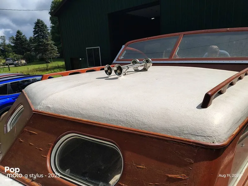 Slide: The Image of Chris-Craft 24 Express Cruiser 1953 - 16689663