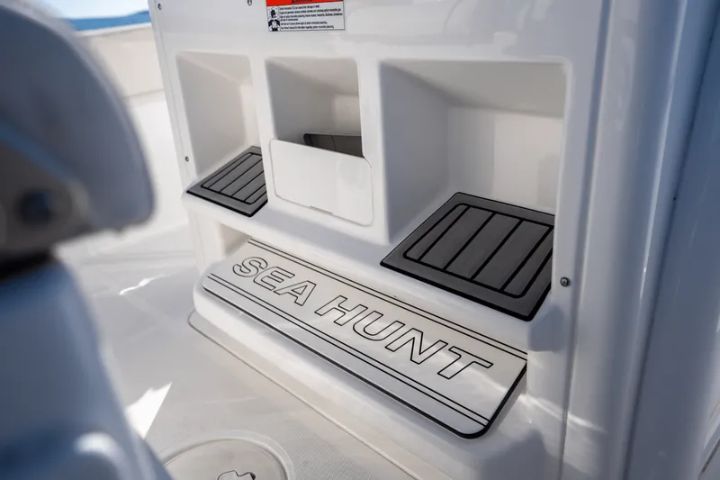 Slide: The Image of Sea Hunt 27 ESCAPE 2021 - 13