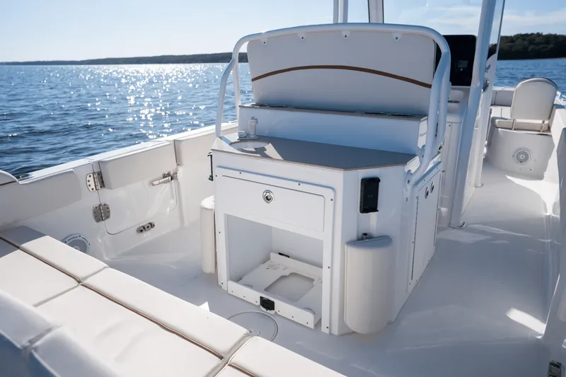 Slide: The Image of Sea Hunt 27 ESCAPE 2021 - 15