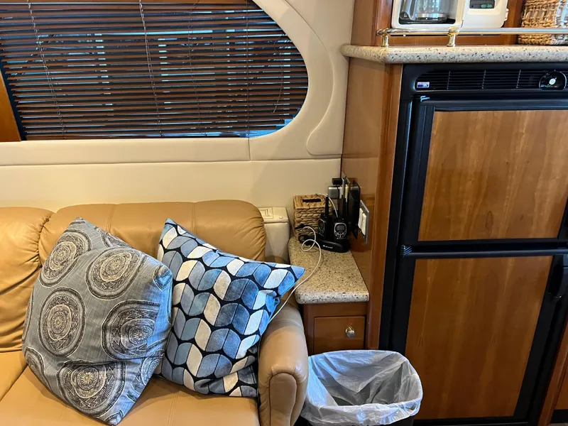 Slide: The Image of Carver Yachts 450 Voyager Pilothouse 2001 - 77