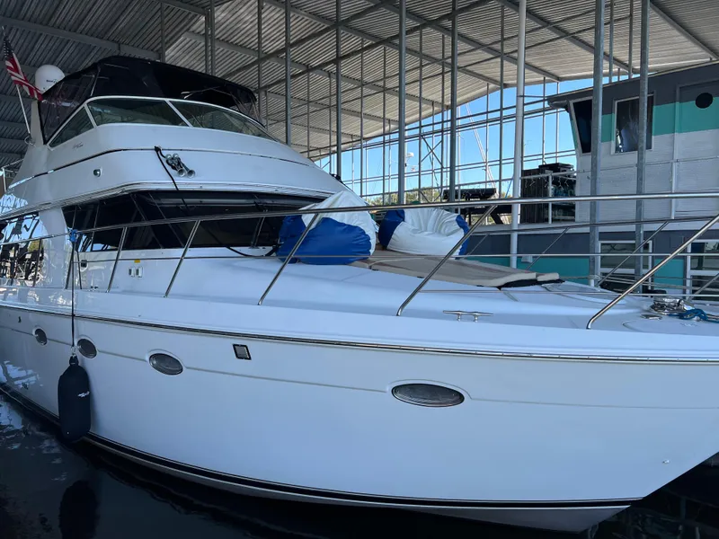 Slide: The Image of Carver Yachts 450 Voyager Pilothouse 2001 - 1