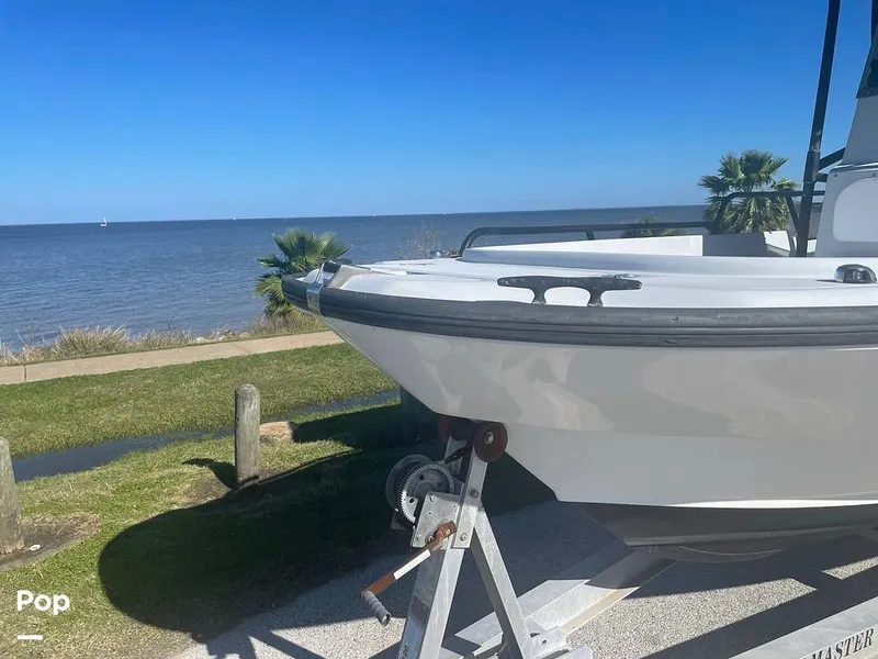 Slide: The Image of Boston Whaler 21 Outrage (Justice Edition) 1999 - 11654546