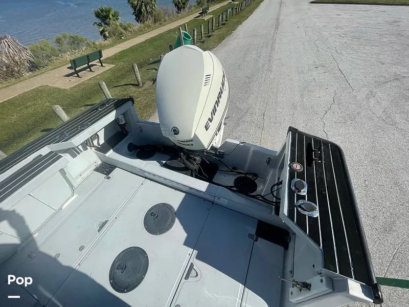 Slide: The Image of Boston Whaler 21 Outrage (Justice Edition) 1999 - 11654534