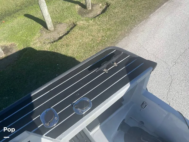 Slide: The Image of Boston Whaler 21 Outrage (Justice Edition) 1999 - 11654583