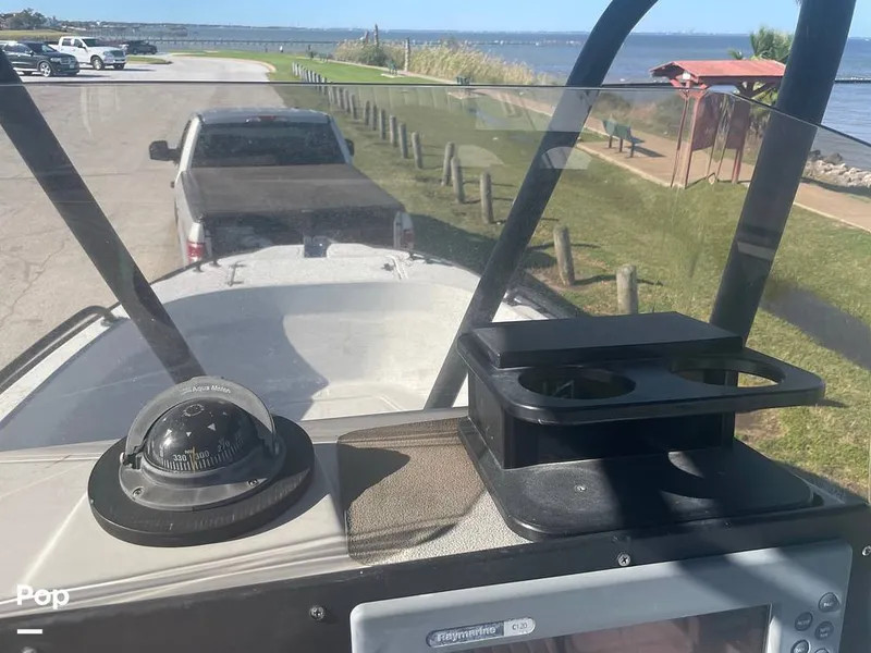 Slide: The Image of Boston Whaler 21 Outrage (Justice Edition) 1999 - 11654621