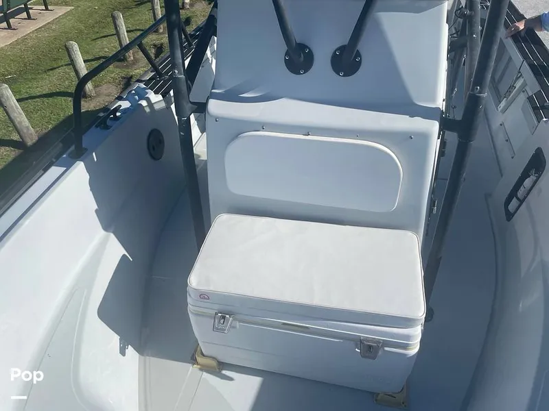 Slide: The Image of Boston Whaler 21 Outrage (Justice Edition) 1999 - 11654630
