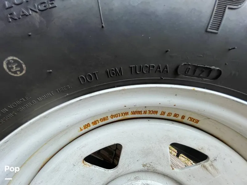 Slide: The Image of Tire Date Code - 11624719