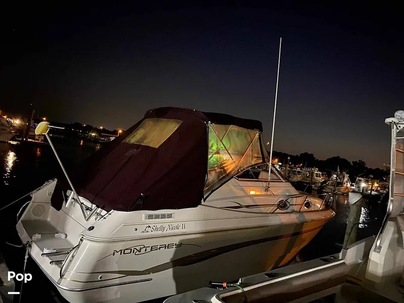 Slide: The Image of Monterey 256 Cruiser 1998 - 11637744