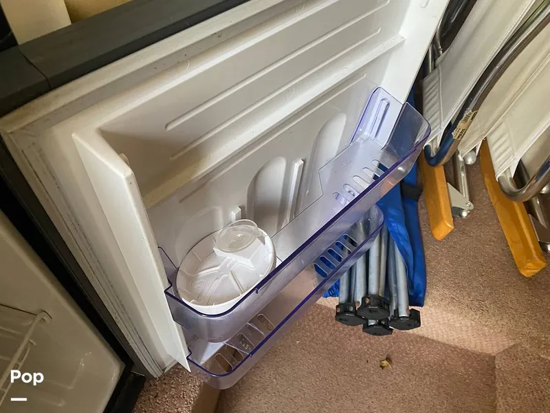 Slide: The Image of Monterey 256 Cruiser 1998 - 11680685