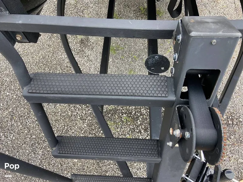 Slide: The Image of Trailer Ladder - 11707227