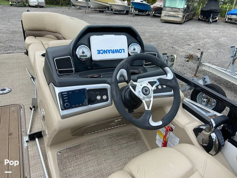 Slide: The Image of Steering Wheel - 11707238