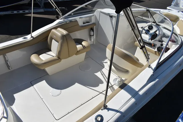 Slide: The Image of Key West Boats 211DC 2017 - 12