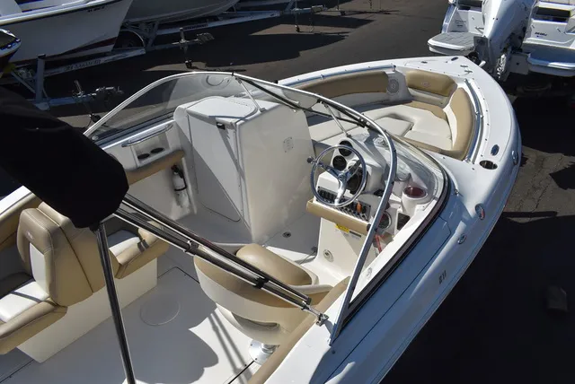 Slide: The Image of Key West Boats 211DC 2017 - 13
